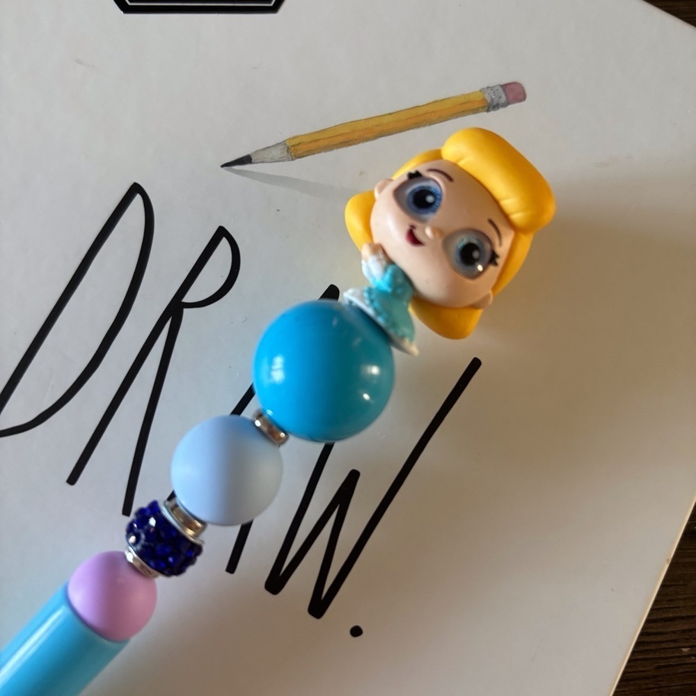 Disney Doorables: Cinderella: Cinderella handmade beaded pen